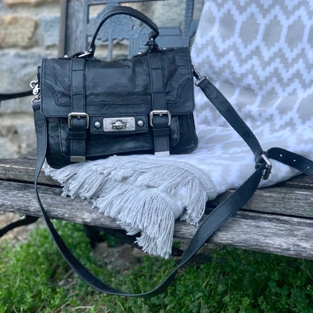NWT RARE Frye Cameron Satchel